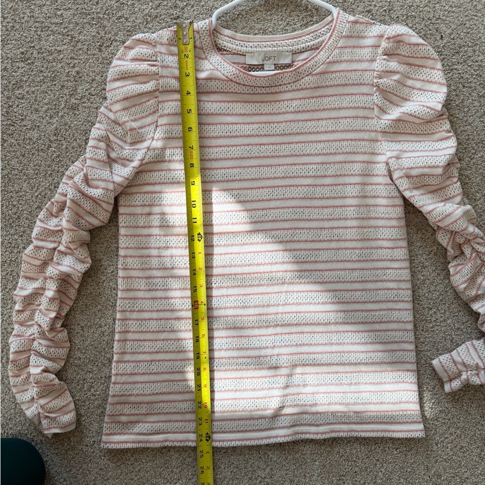 Loft | Ruffle Long Sleeve Top | Med - Picture 7 of 9